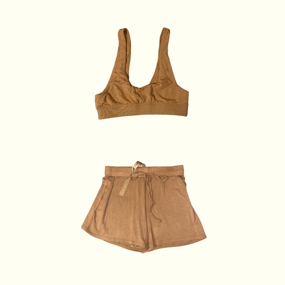 SKIMS Sleep Set